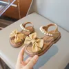 Summer Kids Sandals for Girls Elegant Pearl Bowknot Fashion Versatile Sweet Children Causal Party Wedding Flats Beach Shoes 240419