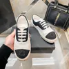 Designer Luxury Channel Casual Shoes Wholesale Sole Toile dissous Chaussures Style Femmes Chaussures décontractées Chaussures Sports Fashion Retro Laçage semelles épaisses chaussures