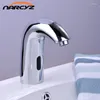 Robinets d'évier de salle de bain laiton de luxe automatique Auto Touch Free Sensor Robinet Basin en gros et au détail XR8845