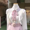 Kvinnors blusar ruffles söta bågs tips tops preppy stil vintage japansk korea designknapp elegant formella vita rosa skjortor