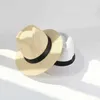 Weitkrempeln Hats Bucket handgefertigt gewebte Strohhut Sommer Damen Damenkarme Strand Urlaub Sunshine Freizeit Retro Panama Mode Accessoires Q240427