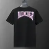 Top designer maschile magliette lettere gradiente di moda cotone donna bianca nera parigi maglietta stampato magliette sciolte a manica corta hip hop streetwear tee di lusso