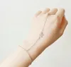 Bracelets de charme bracelet en acier inoxydable bracelet en forme d'esclave en forme d'esclave cz délicat cadeau pour hercharm9781851