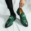 Casual schoenen Loafers mannen stenen patroon pu stiksel faux suède metal buckle mode zakelijke bruiloft feestjurk