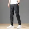 Herrenhosen Frühlings- und Sommer-Baumwoll-Hosen Mode klassische klassische elastische Taille Jogging Casual Grey Cargo-Cargo-Ladung Herren 28-38L2404