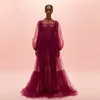 Sukienki swobodne Skromne Zobacz przez Burgundię A-line długą tiulową szatę z koronkową podszewką Illusion Puff Sleeves Women Maxi