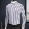 Herrklänningskjortor Märke Mens Button Down Collar Men Långärmad randig affärsformell skjorta Bambu Fiber Fashion Designer