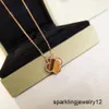 Designer smycken Van Necklace Gold Silver Rose Gold Pendant Four Leaf Diamond Luxury Classic for Womens Multicolor With Box