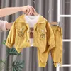 Kledingsets Designer Kinderkleding Babykleding Spring herfst jongens cartoon corduroy jas beer t-shirts broek tracksuits peuter kinderen pakken