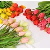 Decoratieve bloemen 5 pc's zachte rubber kunstmatige tulpenboeket kleurrijke handbindingen nep decoratie voor woonkamer eettafel bruiloftsfeestje
