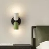 Lampa ścienna Nordic Cream Style kontrast kolorowe lampy Kreatywna sypialnia nocna moda projektanta salonu tło