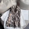 Craquins de serpent de serpent inégal Châle écharpe Femme 2022 Modèle d'Espagne Hijab Pashmina a volé Bufandas musulman Snood Echarpe 180x90cm5501681