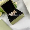 Дизайнерское очарование V-Gold Butterfly White Fritillaria Open Cring с способным и стилем хорошего качества