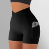 Aktiva shorts Ribbed Fitness Shorts Woman Leggings Cross midja Push Up Gym Shorts Workout Running Gym Tights Push Up Sport Yoga Shorts Women D240426