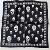 Bandanas Durag 100% Mulberry Silk SCACK SKALLF Luksusowa marka Skull Bandana Fountain Square Kerchief Women Głowa 240426