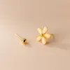 Kolczyki stadninowe słodkie asymetryczne żeńskie las Five Petal Flower for Women Girl Daughter 925 Srebrna biżuteria