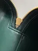24 Case de tocador de tocador y zapato cruzado de la cremallera tejida de verano Crossbody Bols de cuerpo cruzado que se puede usar como una bolsa cosmética tiene un cuerpo exquisito tejido y compacto.