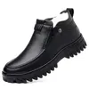 Botas 2024 Winter Men espesas espesas con la cremallera de cuero tibio Plataforma de tobillo para hombres zapatos de senderismo para hombres impermeables