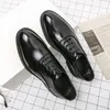 Chaussures habillées Italie Mens Formel Wear Lace-Up Luxury Black Breathable Derby Office Wedding Office