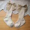 Kinder Socken Baby Girls Big Bow Socken Kinder Prinzessin Spanisch Ananas Stil Kleinkinder Langknie hohe Socken hohl Out Baby Floor Socken