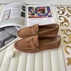 Designers Suede Loafers Moccasins Aprikos äkta läder lyxiga män Casual British-inspirerade vintage lägenheter par klänningsko