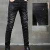 Calça de lã de jeans masculina calça de inverno de inverno jeans quente linear preto coreano de moda ultrafina botas de pelúcia grossa jeans q240427