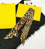 Designer femminile europea e americana 120-8 sciarpa, elegante monogramma monogramma Copia sciarpa, cravatta, fascio di capelli, materiale di seta al 100%