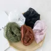 Schals 2022 Neuer Sommer schwarz weiß rosa grün häkelspitzen Kopfschal Stirnband Frauen Seiden Haare Bandana Schals Wrap Foulard Cheveux D240426