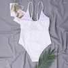 Swimwear femminile 2024 Sexy Hollow Out One Piece Swimsuit Women Solid White Topless Bodyless Body Usor