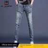Mäns jeans streetwear trender smal denim för män avslappnad vår höst lyxiga herrkläder passar tvättade byxor man q240427