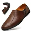 Casual skor män loafers mode båt skor man läder mockasins mäns kör bekväma andningsbara slip på