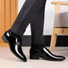 Chaussures décontractées hommes cuir Pu Fashion Business Robe pointu noire Oxford Mariage formel respirant