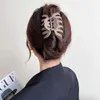 Haarclips Barrettes Nieuwe Koreaanse Crab Claw -clip Geschikt voor vrouwen Lang en dik Updo Modieuze haaraccessoire Matte plastic klauwkop