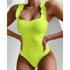 2021 Vintage Swimsuit Women One Piece Ruffle Strap Swimwear Femenina Monokini Monokini Palas de baño Suites de baño con trajes negros