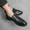 Zapatos de vestir de otoño negocio uso formal de ropa de cuero para hombres coreanos británicos casuales de encaje de encaje de encaje informal