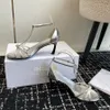 أعلى جودة Simple Stiletto Heel Sandal Hitten Heels Dress Shoes Womens Canle Strap Leather Leather Luxury Designer Heels Shoe Office Factory Factory with Box