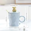 Muggar Candy Color Girl Geometric Mug Simple Ceramic Cup med Golden Bear Lock Spoon Cups Thermal For Coffee Travel Set Go