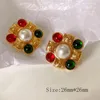 Stud -oorbellen Vintage Kruisstijl Rood groen glas Goudkleur Pearl voor vrouwen luxe edelsteen sieraden