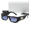 2024 Gafas de sol de diseño Gafas de sol para mujeres Lentes de protección de gafas de sol polarizadas opcionales UV400 Gafas de sol con caja