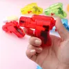 1pc mini pistolet à eau enfant petit jeu de combats de taille en pulvérisation Toys extérieurs pour les enfants 240424