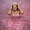 Różowy błyszczące sukienki Quinceanera 2024 Kryształ Kryształ Słodka 15 16 Urodzinowa suknia Gown Corset Vestidos de 15 Anos Miss Miss Miss Pageant