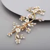 Hårklämmor Barrettes Rhinestone Hair Clip Gold Wedding Hair Accessories Handgjorda Pearl Bridal Head Smycken Blomma Huvudstycken Trendiga Tiaras 240426