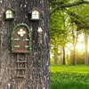 Trädgårdsdekorationer miniatyr gnome fairy husfönster och dörr för träd lyser i den mörka gårdens konstskulptur gräsmatta dekoration dekoration