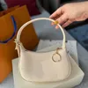 Moon Women Toats çanta inek derisi deri çiçek çanta lüks tasarımcıları shouder crossbody messenger bayanlar seyahat çanta kılıfları