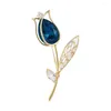 Broszki klasyczny niebieski kryształowa broszka tulipanowa na przyjęcie bankietowe metalowy miedziany roślina kwiat pin biżuteria