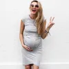 マタニティドレス妊娠女性秋のドレスノースリーブボディカジュアルマザー妊婦のための家族のミイラ服Q240427