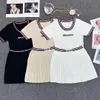 デザイナーの手紙印刷されたTシャツ女性弾性ショーツショートトップハイウエストロングパンツツーピースセット
