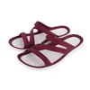 Venda Summas de fundo de verão Sandálias femininas Praia Coreano Casual Selppers Sandles Sandal Heels Flip Flop 240228