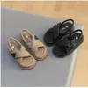 Детская обувь летние пляжные сандалии 2023 Корейские издания Девушки Римская сандалийская детская ботинка для девочек Zapatos 2024