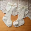 Kinder Socken Baby Girls Big Bow Socken Kinder Prinzessin Spanisch Ananas Stil Kleinkinder Langknie hohe Socken hohl Out Baby Floor Socken